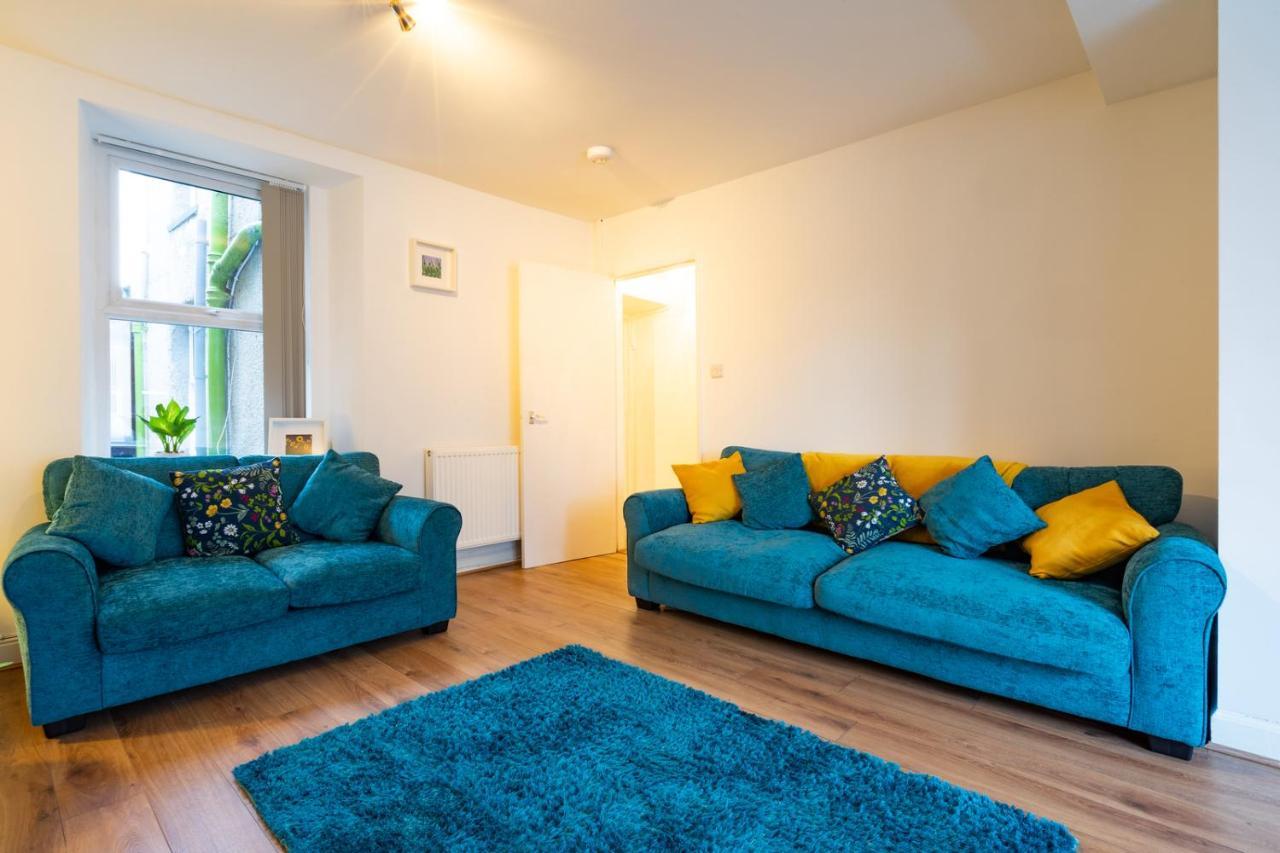 Newly-Renovated, Mid-Terrace Cottage In Porthmadog Exterior foto