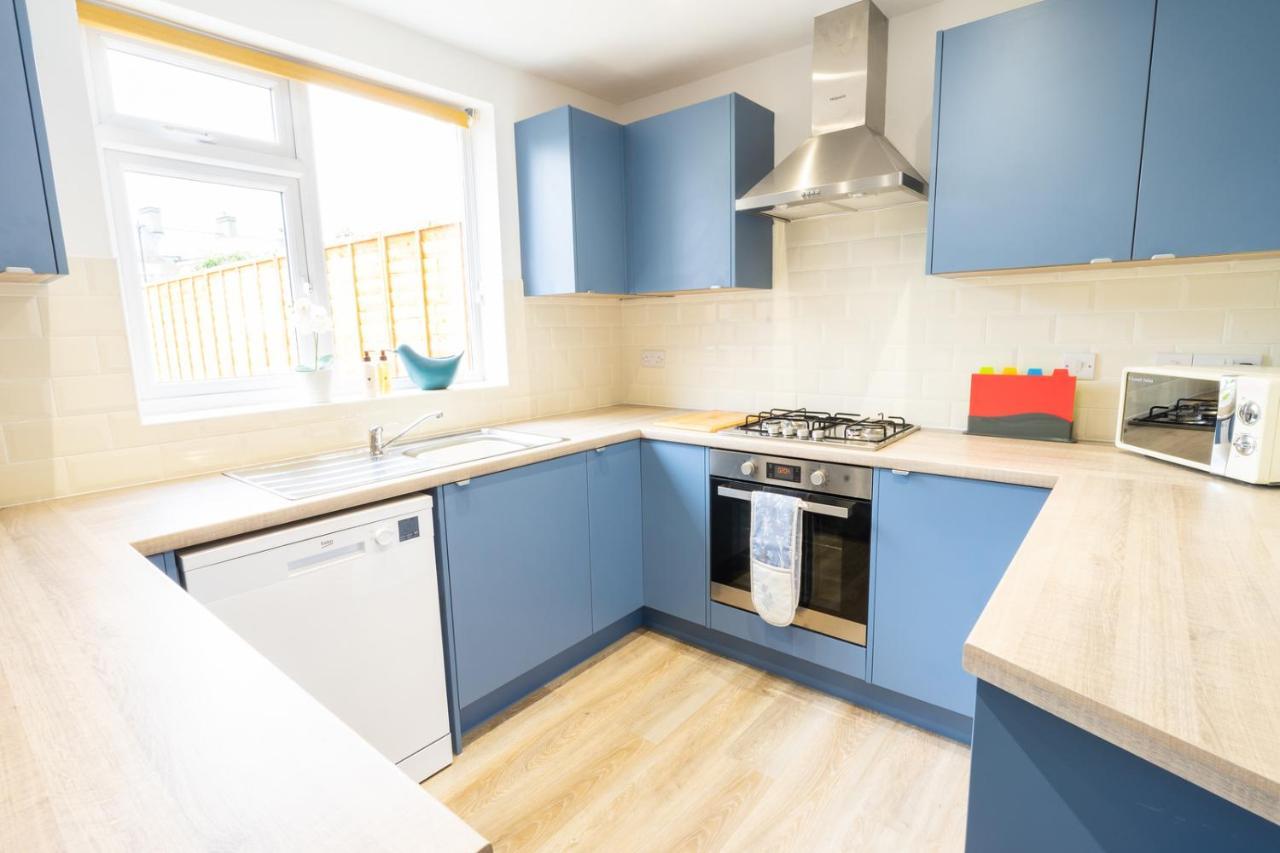 Newly-Renovated, Mid-Terrace Cottage In Porthmadog Exterior foto